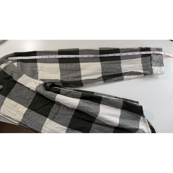 Old Navy Classic Shirt Womens Medium Green Buffalo Plaid Button Down Cotton - Picture 10 of 10